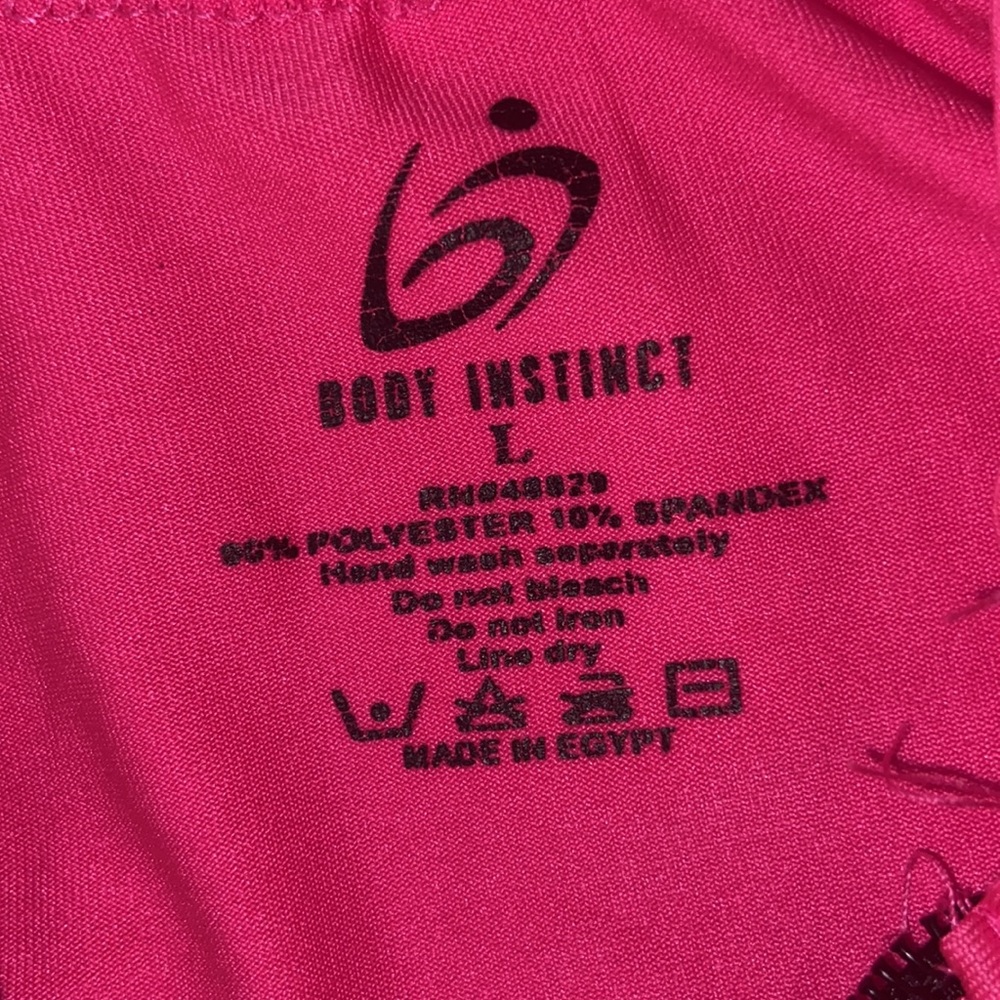 ๐๐BODY INSTINCT ๐บ๐บ - Picture 7 of 8
